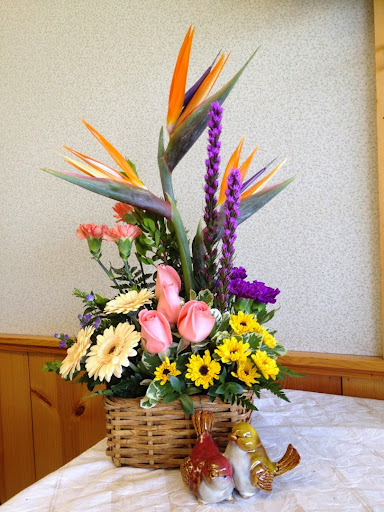Florist «Village Flowers», reviews and photos, 28500 Miles Rd, Solon, OH 44139, USA