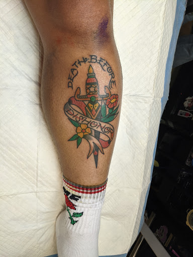 Tattoo Shop «Black Rabbit Tattoo», reviews and photos, 17 N Belmont Ave, Richmond, VA 23221, USA