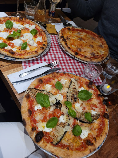 Pizzeria Casaantonio e Piccolo Giò Grande en Salzburg