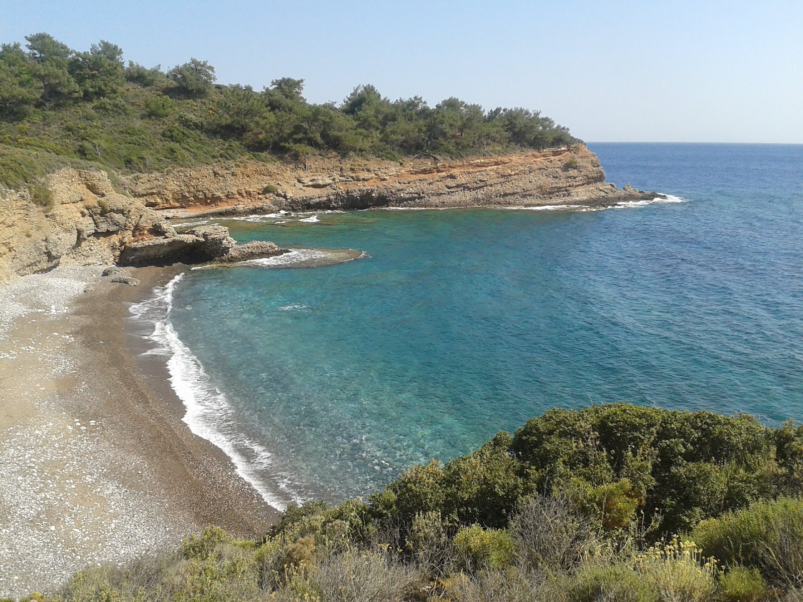 Foto de Hizirsah beach con arena gris y guijarros superficie