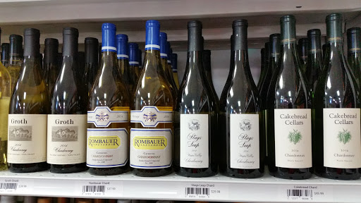 Liquor Store «Feather Sound Liquors», reviews and photos, 2325 Ulmerton Rd #4, Clearwater, FL 33762, USA