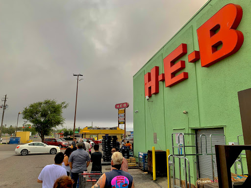 Grocery Store «H-E-B Grocery», reviews and photos, 3500 Leopard St, Corpus Christi, TX 78408, USA