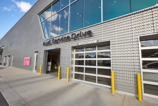 Audi Dealer «Audi South Orlando», reviews and photos, 4725 Vineland Rd, Orlando, FL 32811, USA