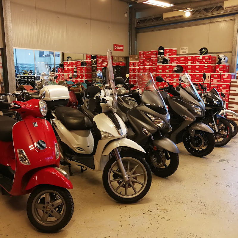 Riparazione e vendita moto e scooter Speedy Bike Center