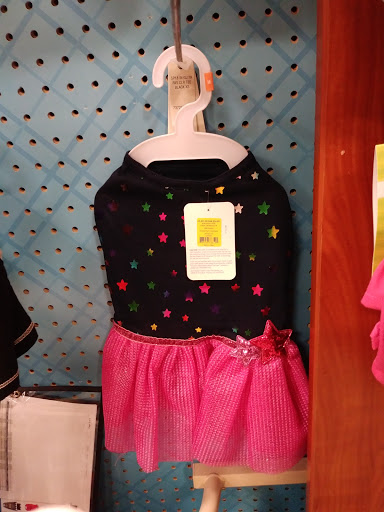 Pet Supply Store «PetSmart», reviews and photos, 45050 Northpointe Blvd, Utica, MI 48315, USA