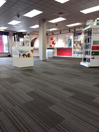 Cell Phone Store «Verizon», reviews and photos, 4044 Hillsboro Pike, Nashville, TN 37215, USA