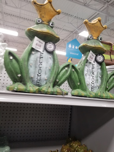 Home Goods Store «At Home», reviews and photos, 1811 N Dixie Hwy, Elizabethtown, KY 42701, USA