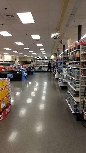 Supermarket «Giant Eagle Supermarket», reviews and photos, 1800 W State St, Alliance, OH 44601, USA