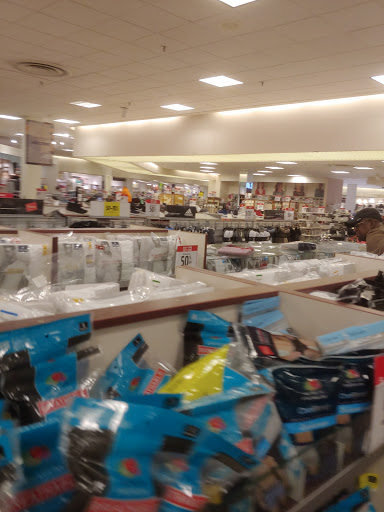 Shopping Mall «Melbourne Square Mall», reviews and photos, 1700 W New Haven Ave, Melbourne, FL 32904, USA