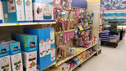 Pet Supply Store «PetSmart», reviews and photos, 104 Andover St, Danvers, MA 01923, USA