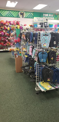 Dollar Store «Dollar Tree», reviews and photos, 7934 Belair Rd, Nottingham, MD 21236, USA