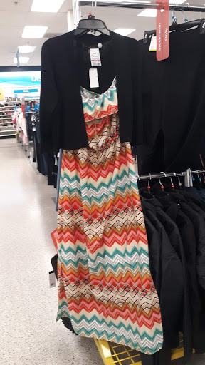 Clothing Store «Ross Dress for Less», reviews and photos, 2128 N 2nd St, Millville, NJ 08332, USA