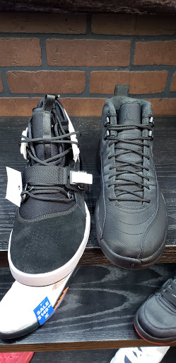 Shoe Store «Shiekh Shoes», reviews and photos, 2627 Mission St, San Francisco, CA 94110, USA