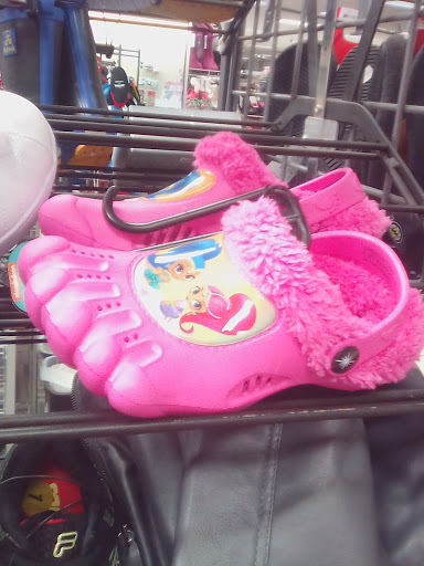 Clothing Store «Burlington Coat Factory», reviews and photos, 9175 E Stockton Blvd, Elk Grove, CA 95624, USA