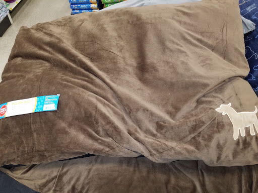 Pet Supply Store «PetSmart», reviews and photos, 14 Crossing Way #2, Augusta, ME 04330, USA