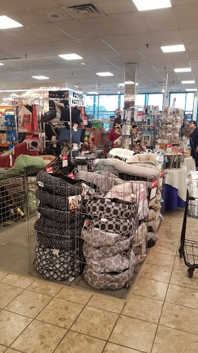 Shopping Mall «The Laurel Mall», reviews and photos, 106 Laurel Mall Dr, Hazleton, PA 18202, USA