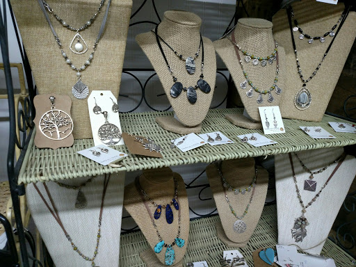 Gift Shop «Whistle Stop LLC», reviews and photos, 225 W Main St, Middletown, DE 19709, USA