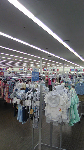 Clothing Store «Burlington Coat Factory», reviews and photos, 2575 E Main St, Plainfield, IN 46168, USA