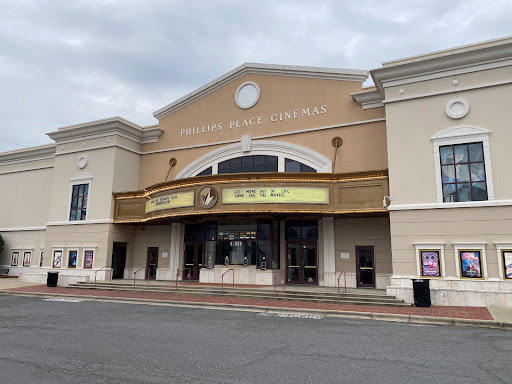 Movie Theater «Regal Cinemas Phillips Place 10», reviews and photos, 6911 Phillips Pl Ct, Charlotte, NC 28210, USA