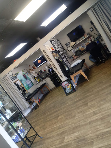 Tattoo Shop «Royal Ink Studio», reviews and photos, 1869 Cobb Pkwy S #900, Marietta, GA 30060, USA