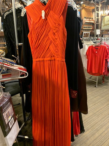 Thrift Store «Bryn Athyn Thrift Shop», reviews and photos, 510 Tomlinson Rd, Huntingdon Valley, PA 19006, USA