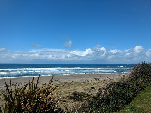 Liquor Store «101 Liquor», reviews and photos, 4787 US-101, Lincoln City, OR 97367, USA