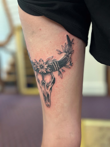 Explore king of hearts tattoo ideas, creative tattoo ideas in Eureka Springs, available at Sailors Luck Tattoo