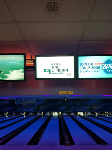 Bowling Alley «Brunswick Zone Upland Lanes», reviews and photos, 451 W Foothill Blvd, Upland, CA 91786, USA