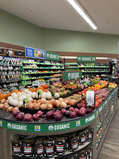 Grocery Store «Safeway», reviews and photos, 1115 Vine St, Healdsburg, CA 95448, USA