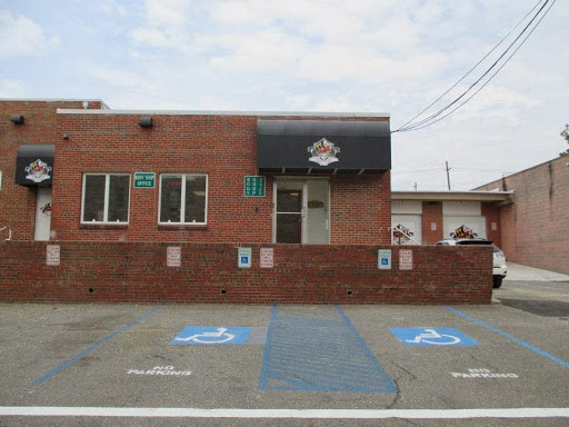 Auto Repair Shop «STERLING AUTO SERVICE & BODY SHOP LLC», reviews and photos, 2311 Perkins Pl, Silver Spring, MD 20910, USA