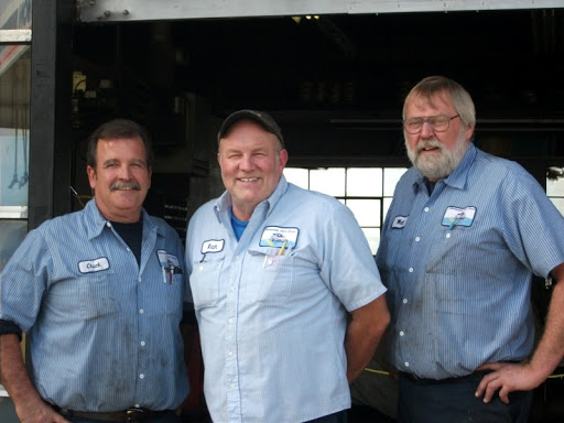 Auto Repair Shop «Shadowoods Auto Center - Marathon Gas», reviews and photos, 31487 Gratiot Ave, Roseville, MI 48066, USA