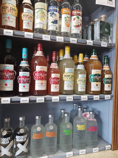 Liquor Store «Katonah Wine & Liquor Store», reviews and photos, 120 Katonah Ave, Katonah, NY 10536, USA