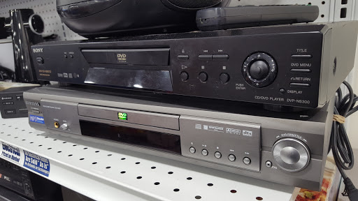 Thrift Store «Goodwill Crystal River Store Crystal River Plaza», reviews and photos, 408 N Suncoast Blvd, Crystal River, FL 34429, USA