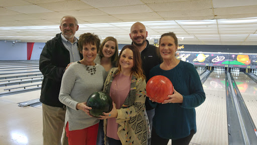 Bowling Alley «Tullahoma Bowling Lanes», reviews and photos, 900 S Anderson St, Tullahoma, TN 37388, USA