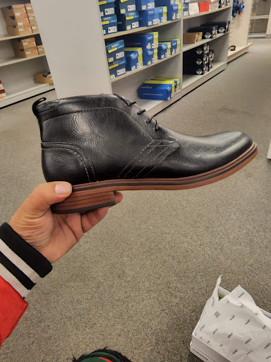 Shopping Mall «North Andover Mall», reviews and photos, 350 Winthrop Ave, North Andover, MA 01845, USA