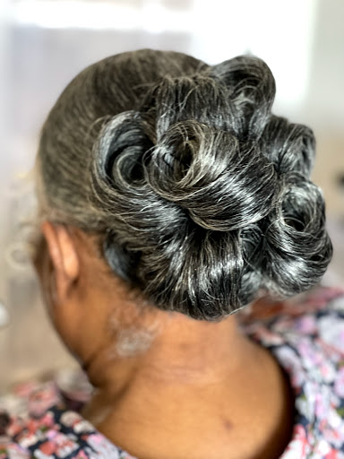 Beauty Salon «SD Luxuri Salon & Beauty Bar», reviews and photos, 602 Southside Commercial Pkwy, Jonesboro, GA 30236, USA