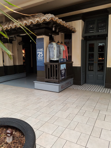 Clothing Store «Hollister Co.», reviews and photos, 1076 Layton Hills Pkwy, Layton, UT 84041, USA