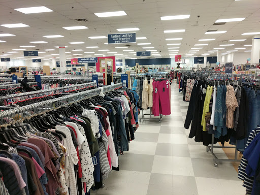 Department Store «Marshalls», reviews and photos, 3557 S 27th St, Milwaukee, WI 53221, USA