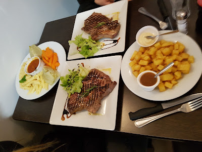 Le Reveil Bistrot Happiness à Paris