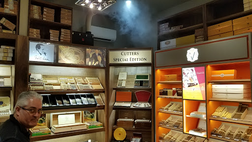 Cigar Shop «Cutters Cigar Emporium», reviews and photos, 5530 Windward Pkwy #200b, Alpharetta, GA 30004, USA