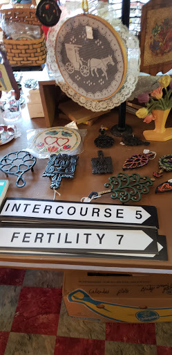 Tourist Attraction «Penna Dutch Gift Haus», reviews and photos, 93 Roadside Dr, Shartlesville, PA 19554, USA