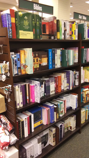 Book Store «Barnes & Noble», reviews and photos, 7200 Harrison Ste 5 #5, Rockford, IL 61112, USA