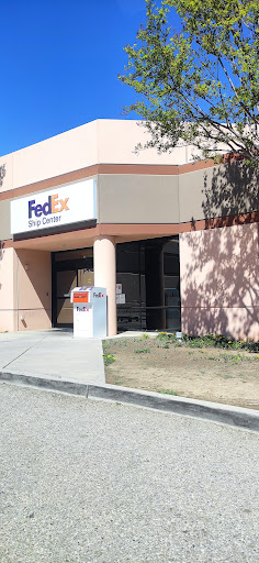 Shipping and Mailing Service «FedEx Ship Center», reviews and photos, 1081 Fullerton Rd, City of Industry, CA 91748, USA