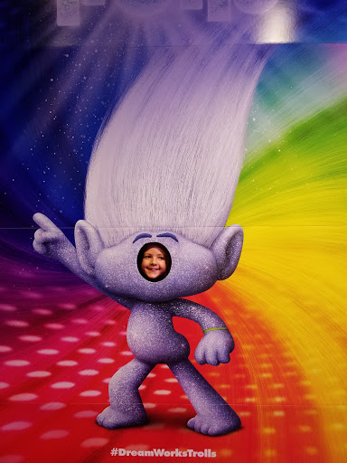 Movie Theater «Regal Cinemas Fairfield Commons 20 & RPX», reviews and photos, 2651 Fairfield Commons, Beavercreek, OH 45431, USA