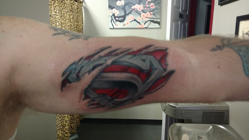 Tattoo Shop «Studio 54 Tattoos & Piercing», reviews and photos, 24410 FL-54, Lutz, FL 33559, USA