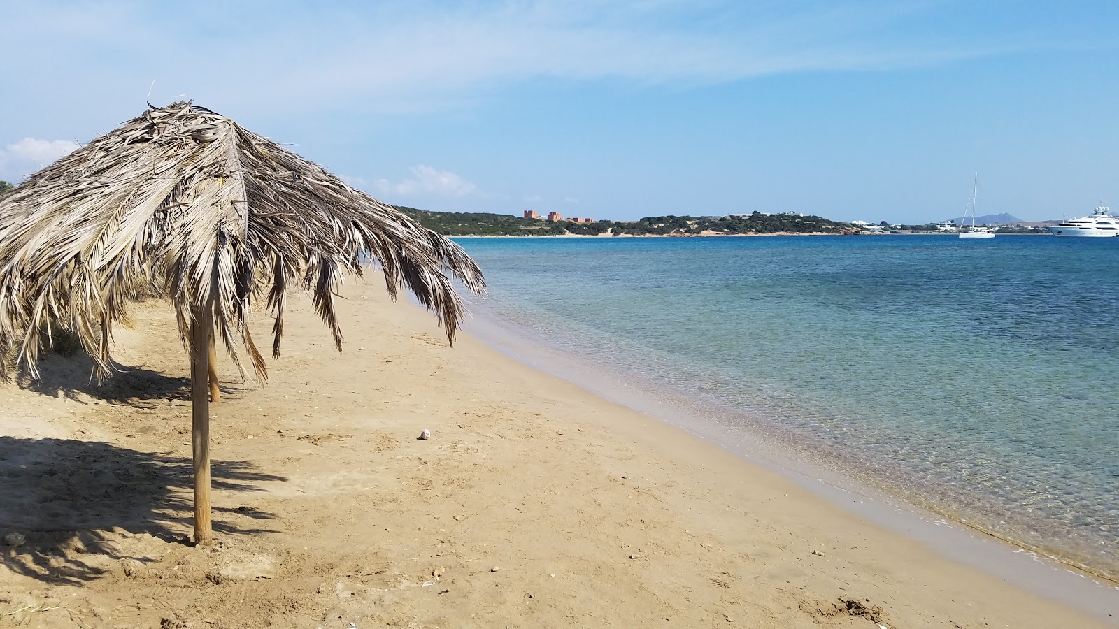 Foto van Lageri Strand met hoog niveau van netheid