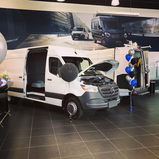 Smart Cars Sales, 5025 Steeles Ave W, North York, ON M9L 2X1, Canada, 