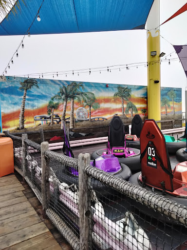 Pet Supply Store «Unleashed by Petco», reviews and photos, 1402 Wilshire Blvd, Santa Monica, CA 90403, USA