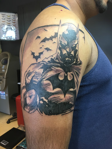 Tattoo Shop «Tattoo Mayhem», reviews and photos, 1510-A Castle Hill Ave, Bronx, NY 10462, USA