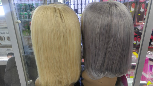 Cosmetics Store «Diamond Girl Beauty Supply», reviews and photos, 2675 NW 207th St, Miami Gardens, FL 33056, USA